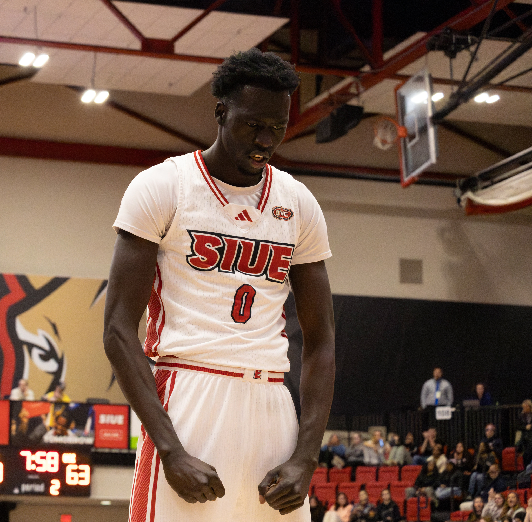 Ray’Sean Taylor scores 24 as SIUE MBB defeats USI